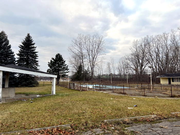 Mel Manor Motel (Welcome Inn) - Dec 11 2022 Photo (newer photo)